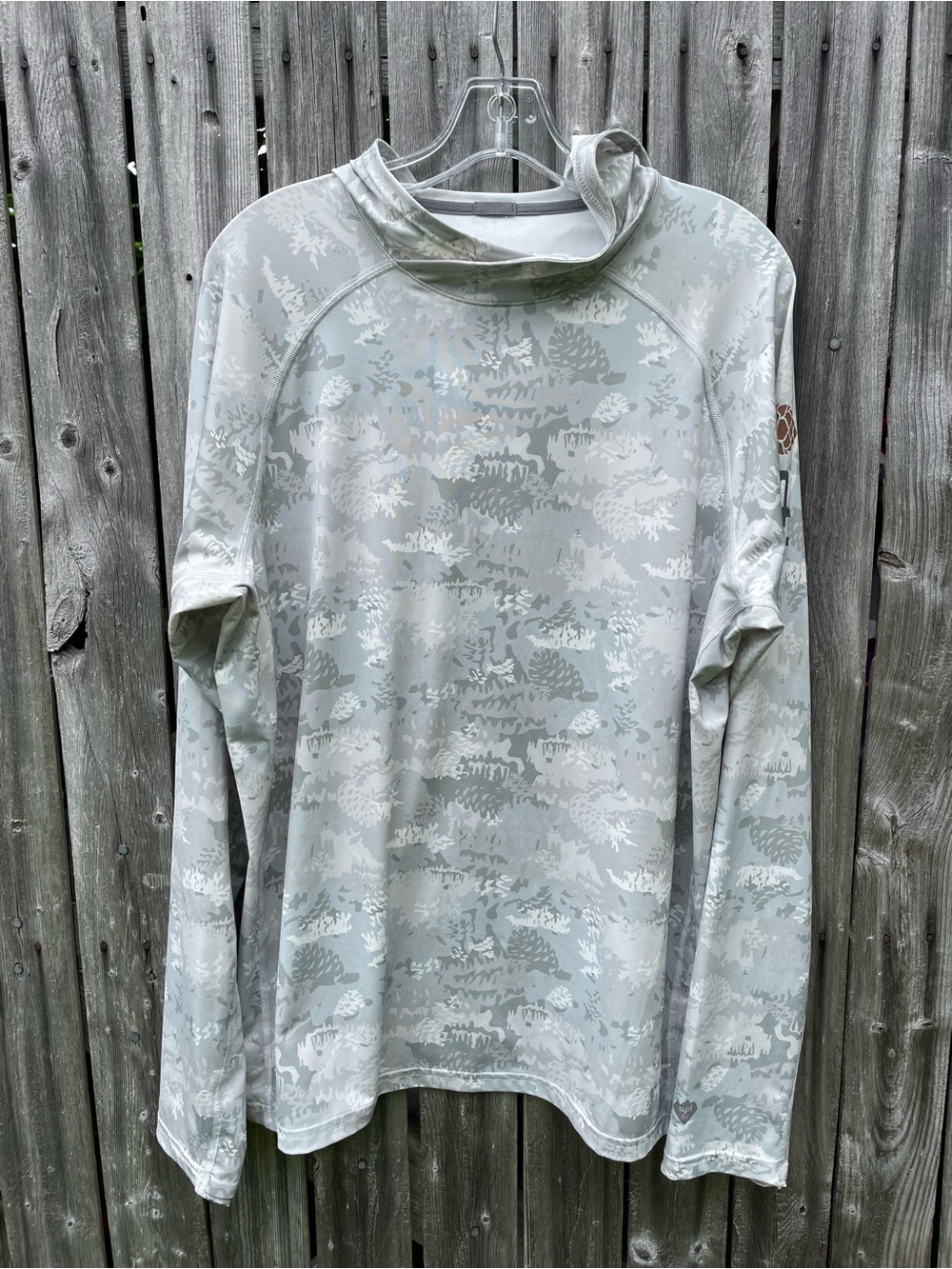 STIO Men’s Large Gray Camo Long Sleeve Hooded Sun Shirt UPF 50